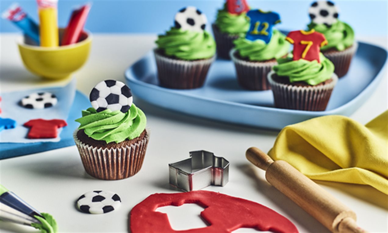 Football Cupcakes Recipe | Dr. Oetker