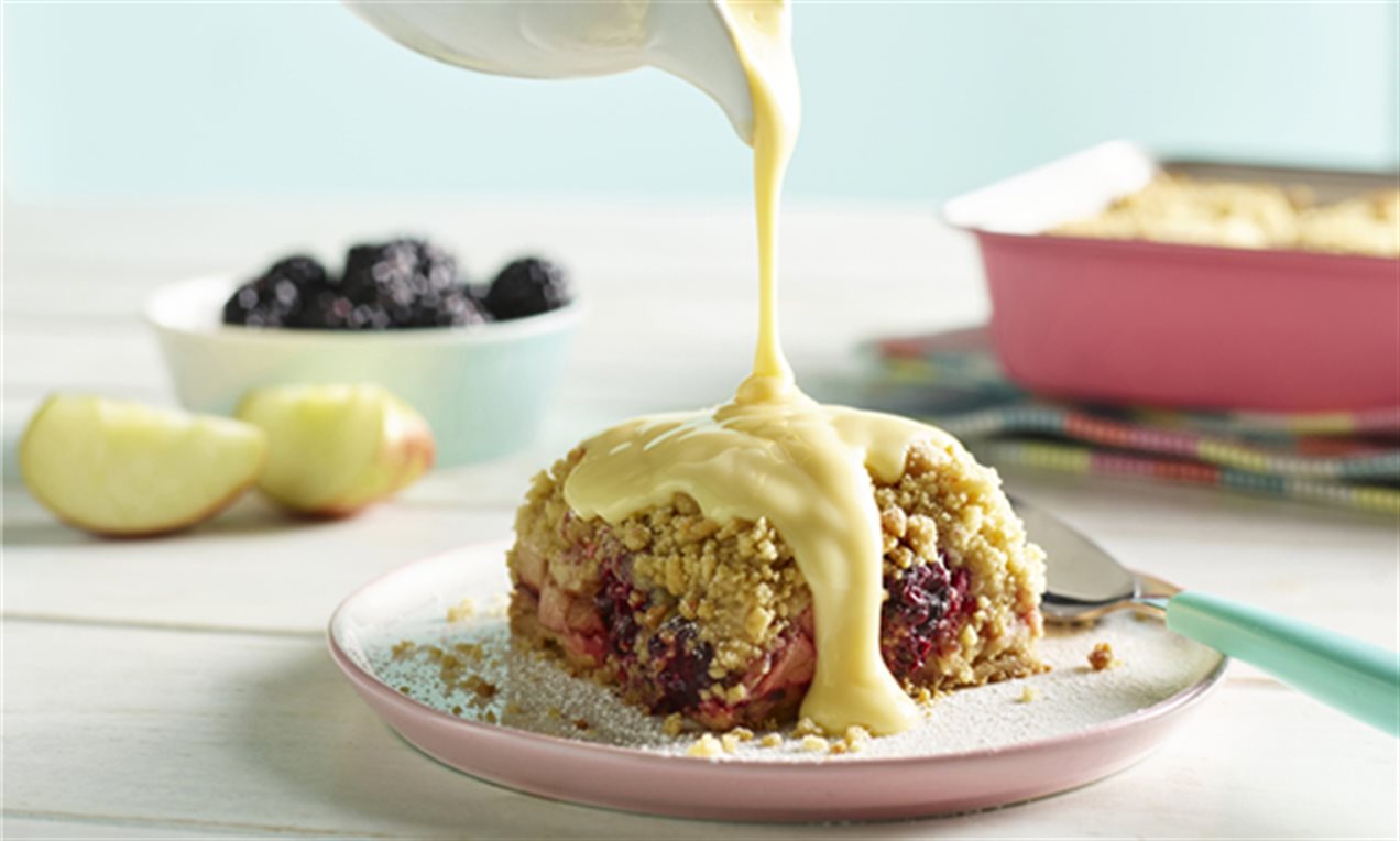 Apple Crumble Slice