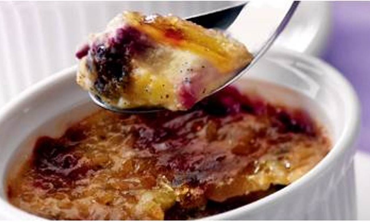 Blueberry Crème Brulee Recipe | Dr. Oetker