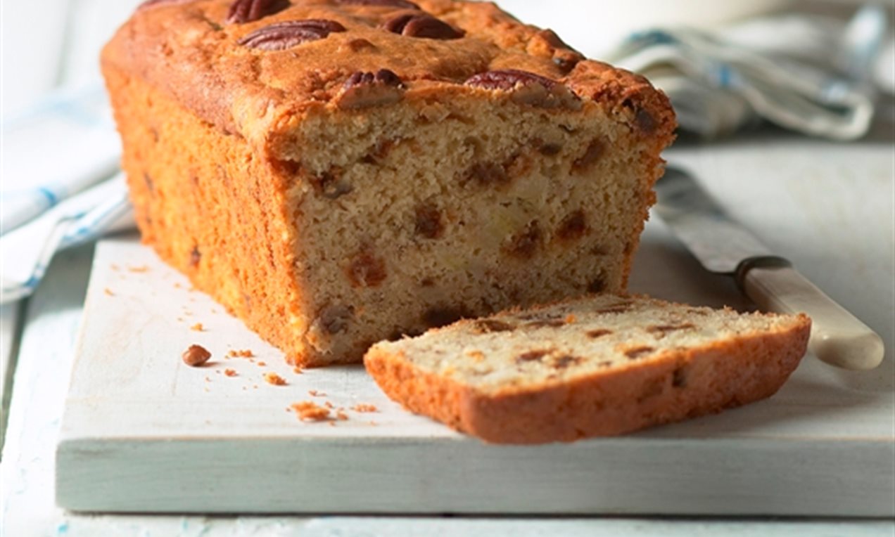 Banana and Date Loaf Recipe | Dr. Oetker